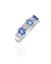 Tanzanite Soirée Ring | AMARIS JEWELS | Fine Jewelry 