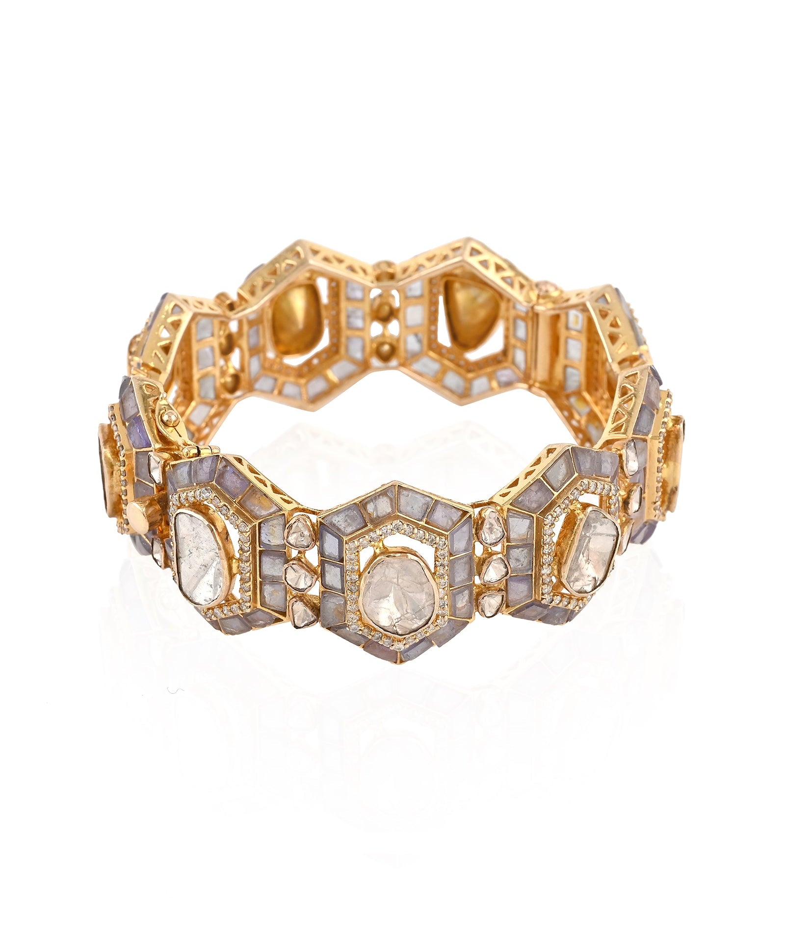 Tanzanite Trail bangle | AMARIS JEWELS | Fine Jewelry 