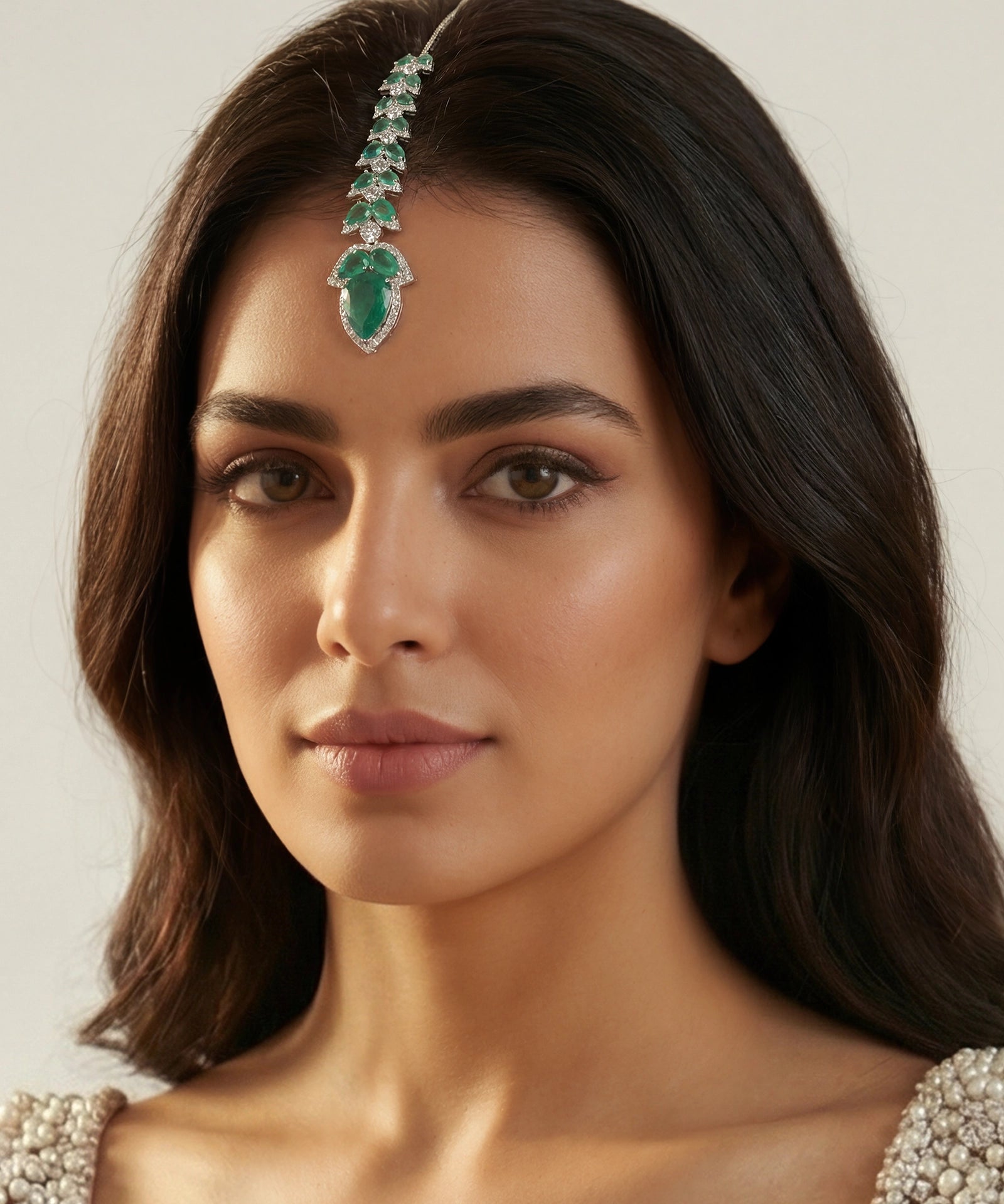 Teardrop Theory Maangtikka | AMARIS JEWELS | Fine Jewelry 