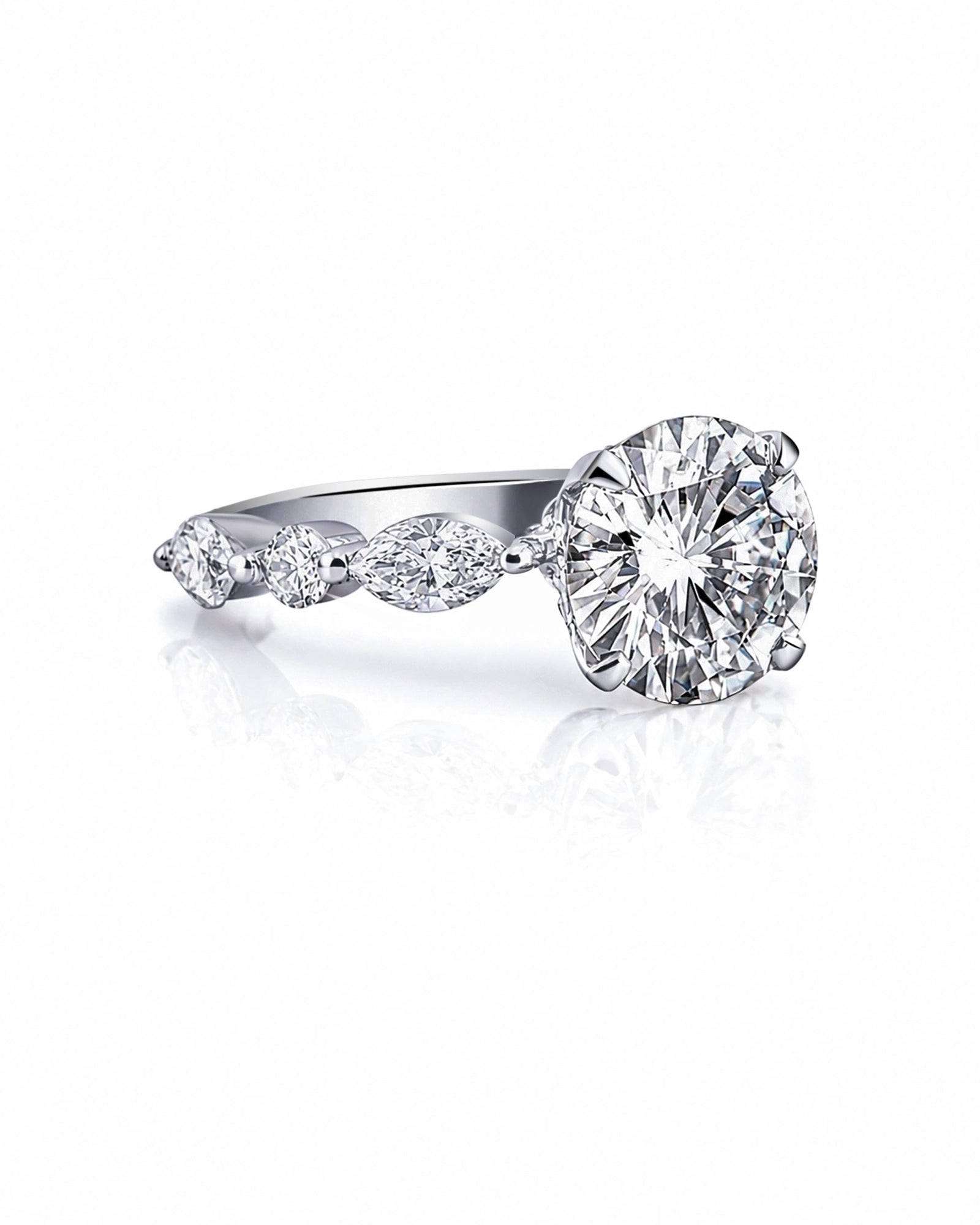 The Bijou Ring | AMARIS JEWELS | Fine Jewelry 