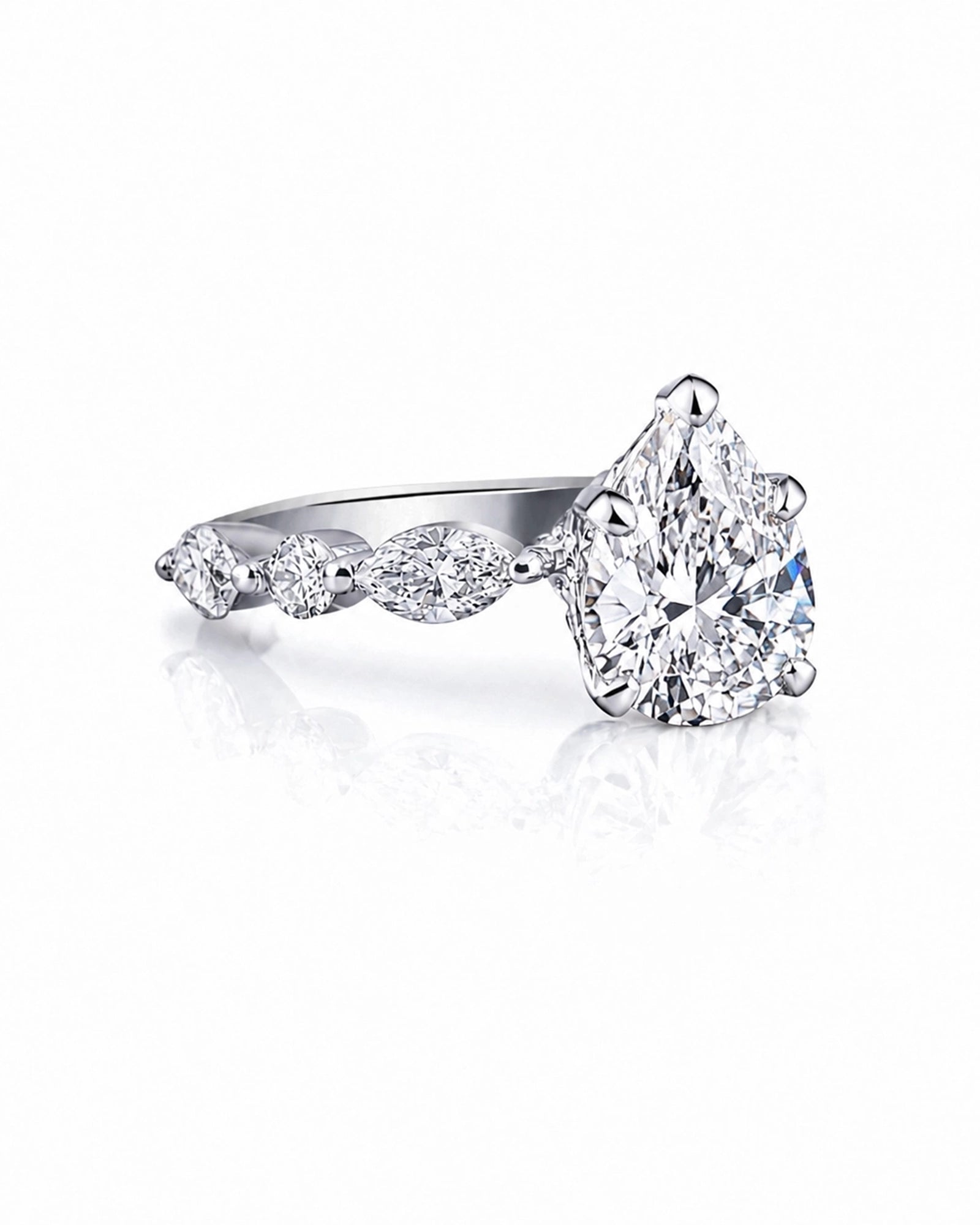 The Bijou Ring | AMARIS JEWELS | Fine Jewelry 