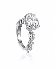 The Bijou Ring | AMARIS JEWELS | Fine Jewelry 