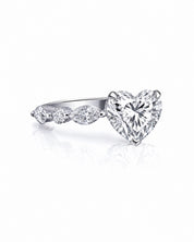 The Bijou Ring | AMARIS JEWELS | Fine Jewelry 