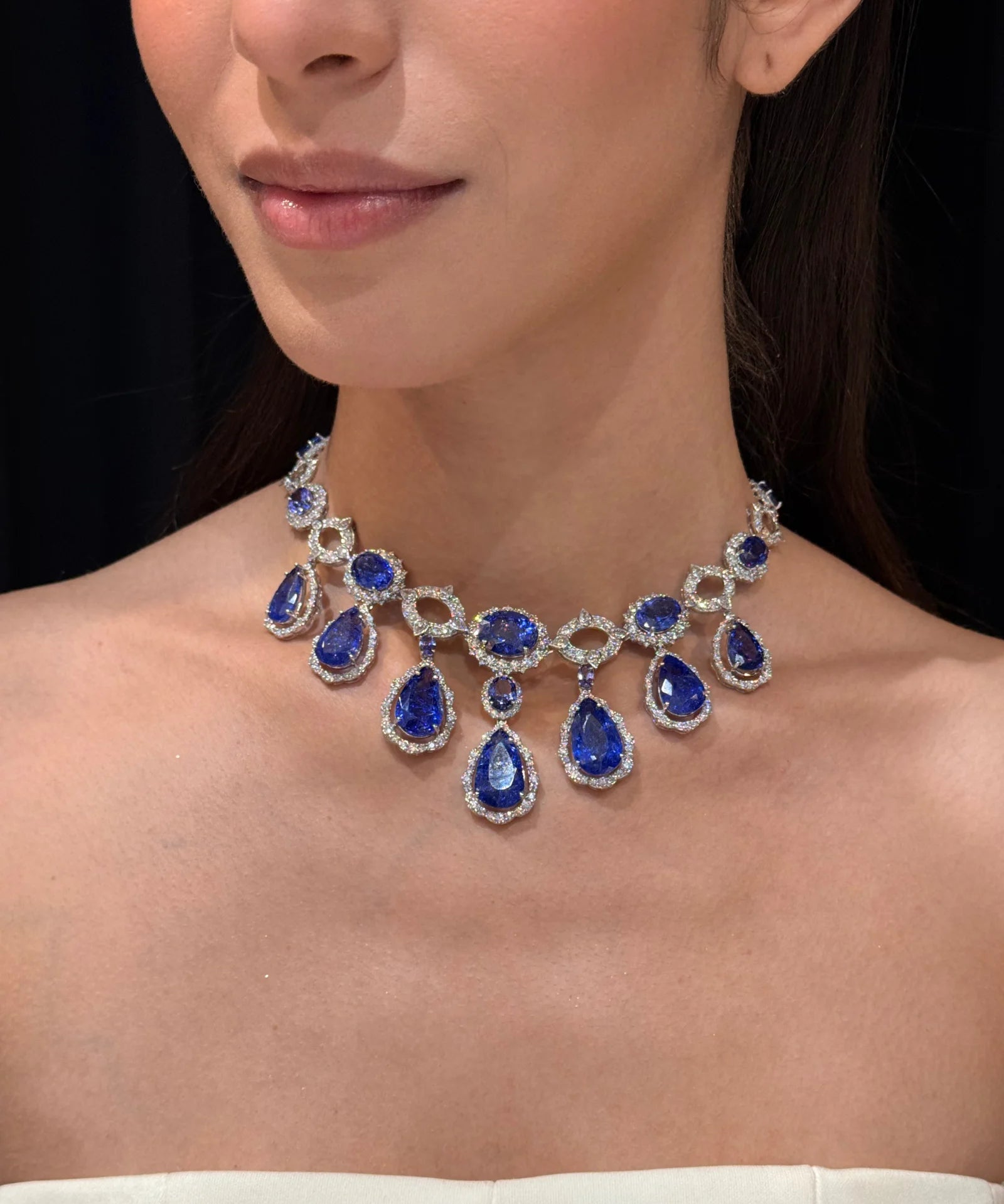 The Blue Estate Necklace | AMARIS JEWELS | Fine Jewelry