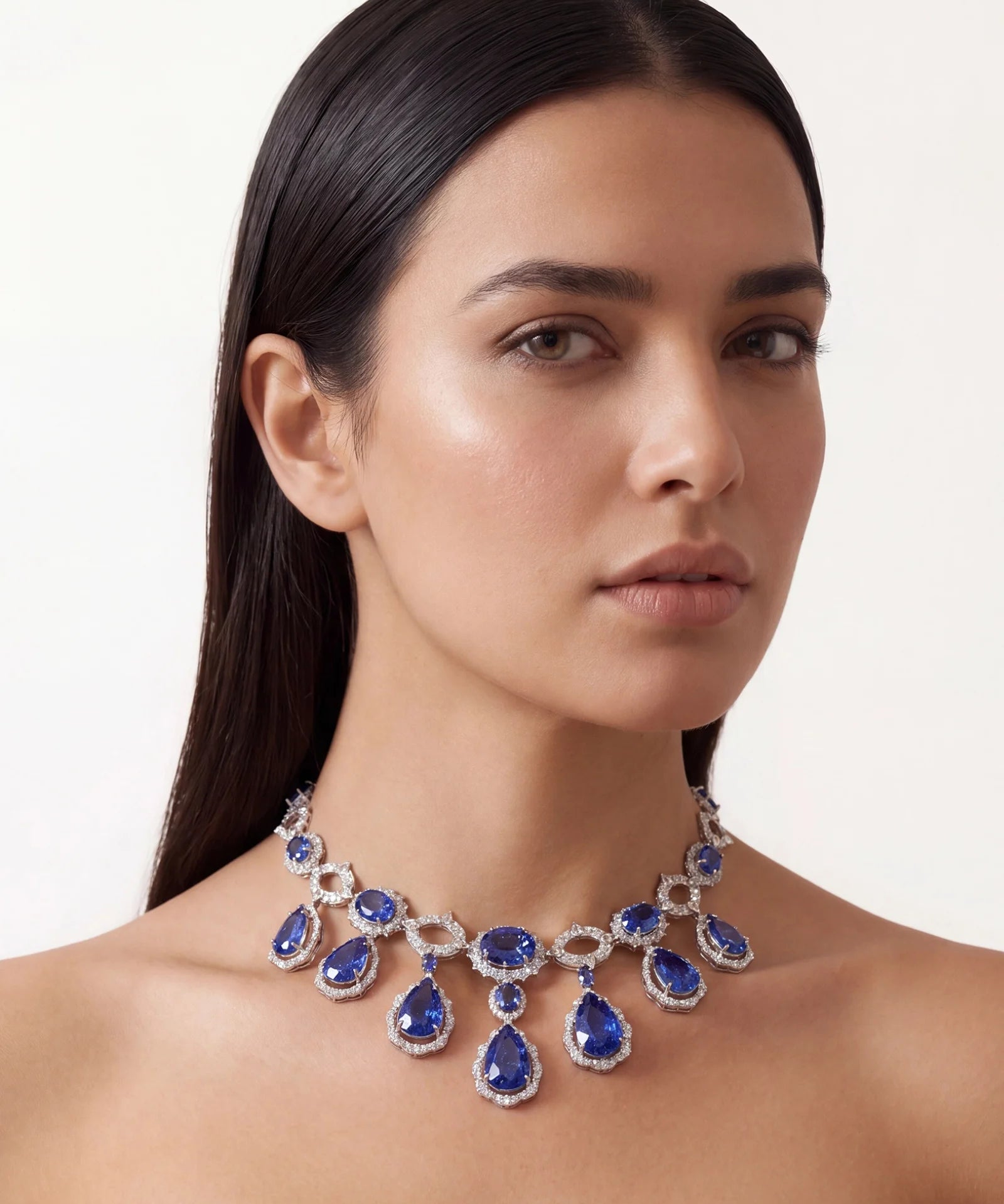 The Blue Estate Necklace | AMARIS JEWELS | Fine Jewelry