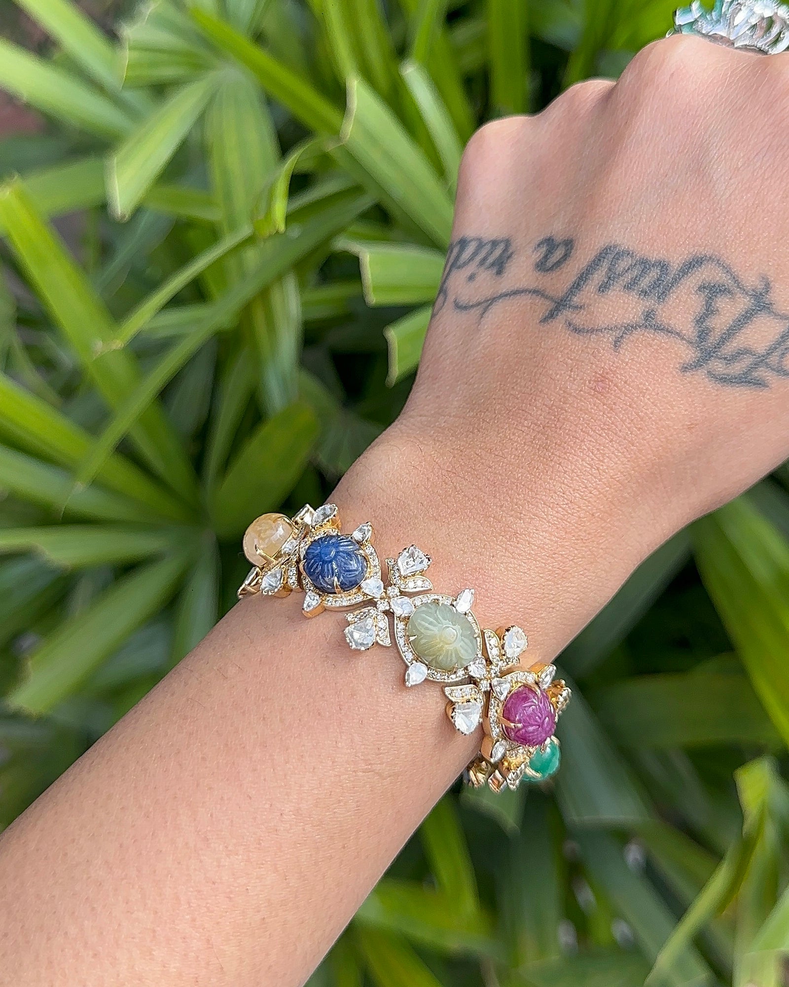 The Classic Navrattan Bangle | AMARIS JEWELS | Fine Jewelry 