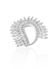 The Crescent Ring | AMARIS JEWELS | Fine Jewelry 