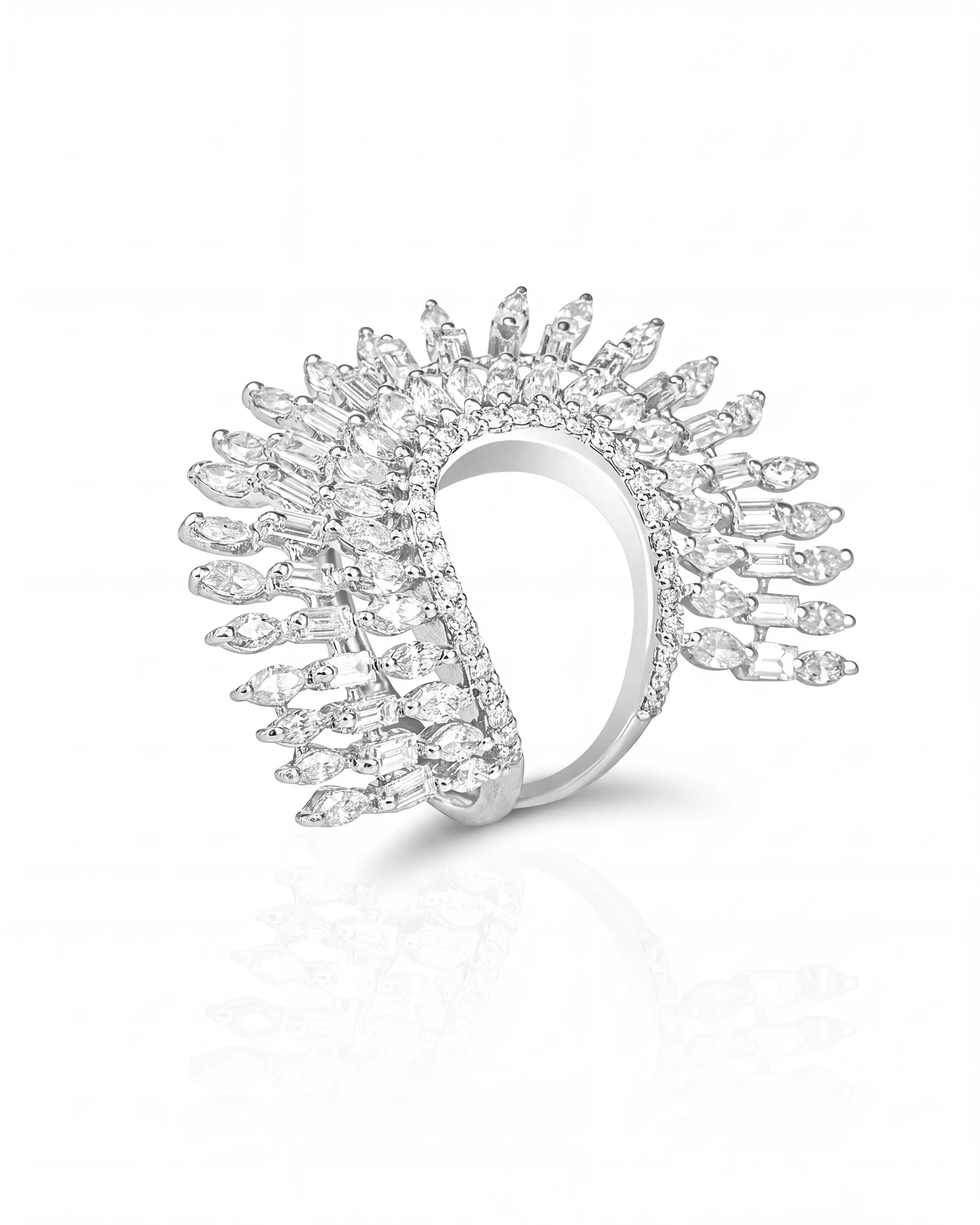 The Crescent Ring | AMARIS JEWELS | Fine Jewelry