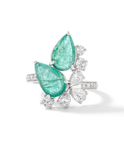 The Emerald Act Ring | AMARIS JEWELS | Fine Jewelry
