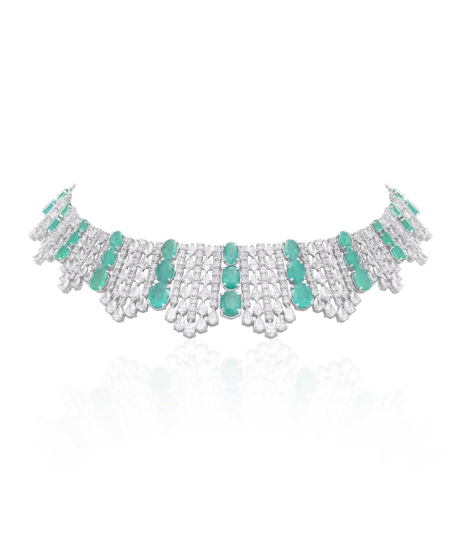 The Emerald Iris Necklace | AMARIS JEWELS | Fine Jewelry 
