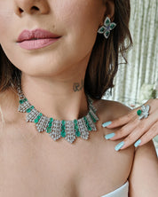 The Emerald Iris Necklace | AMARIS JEWELS | Fine Jewelry 
