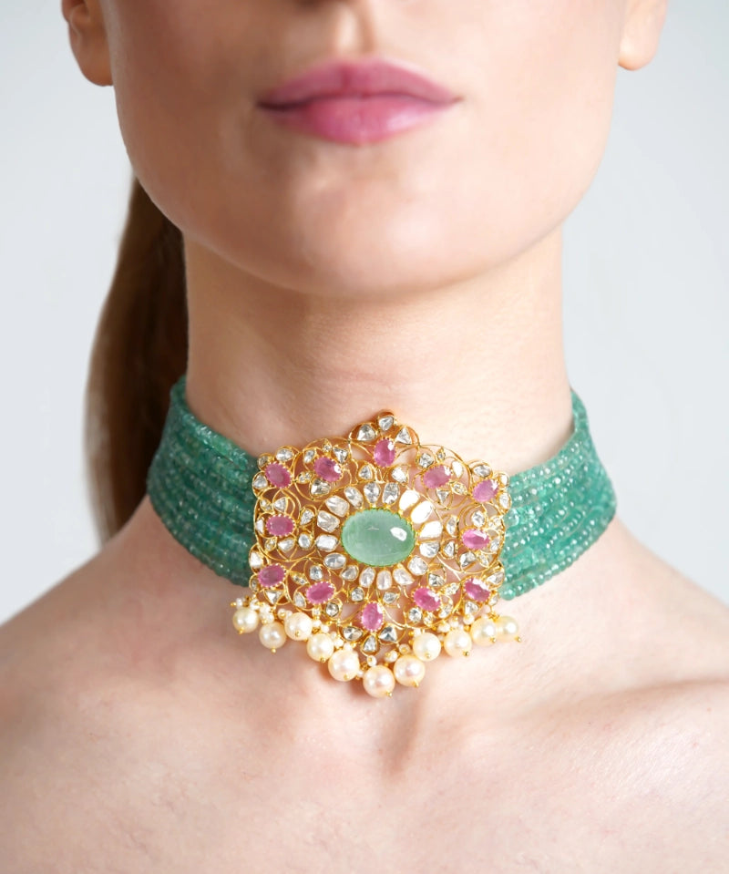The Emerald Route Choker | AMARIS JEWELS | Fine Jewelry 