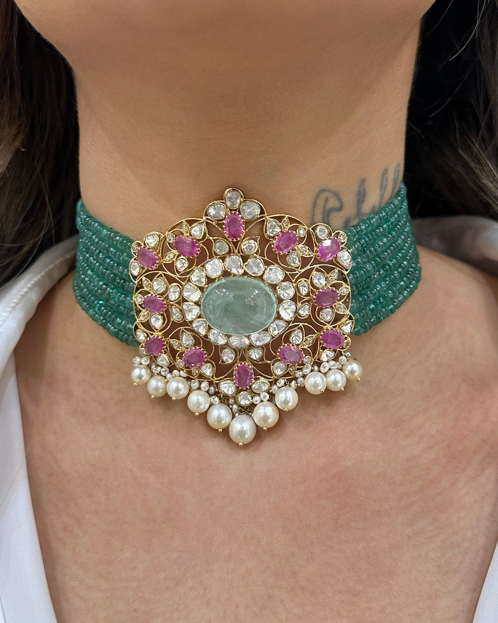 The Emerald Route Choker | AMARIS JEWELS | Fine Jewelry 