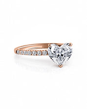 The Spark Ring | AMARIS JEWELS | Fine Jewelry 