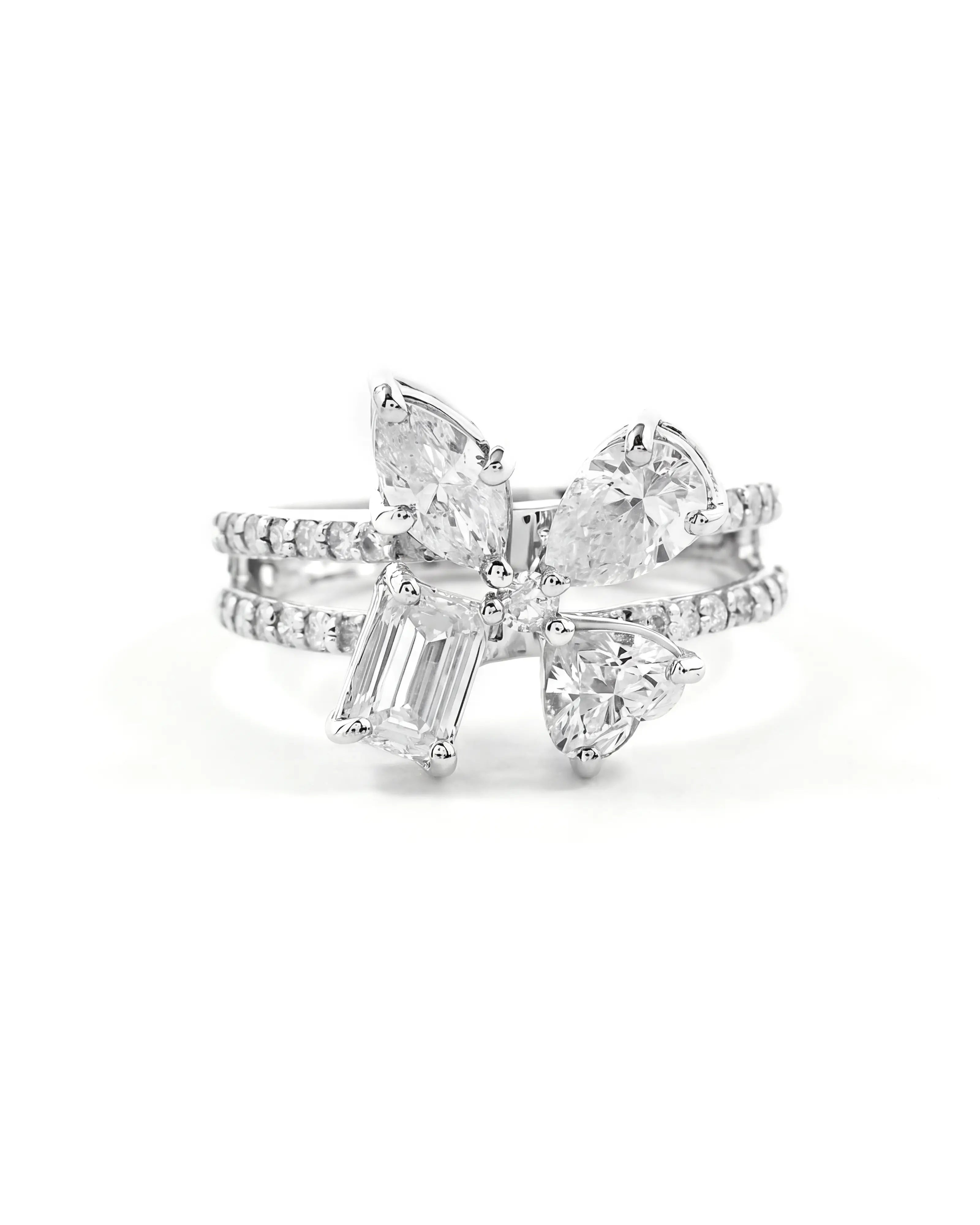 The Sparkle Ring | AMARIS JEWELS | Fine Jewelry