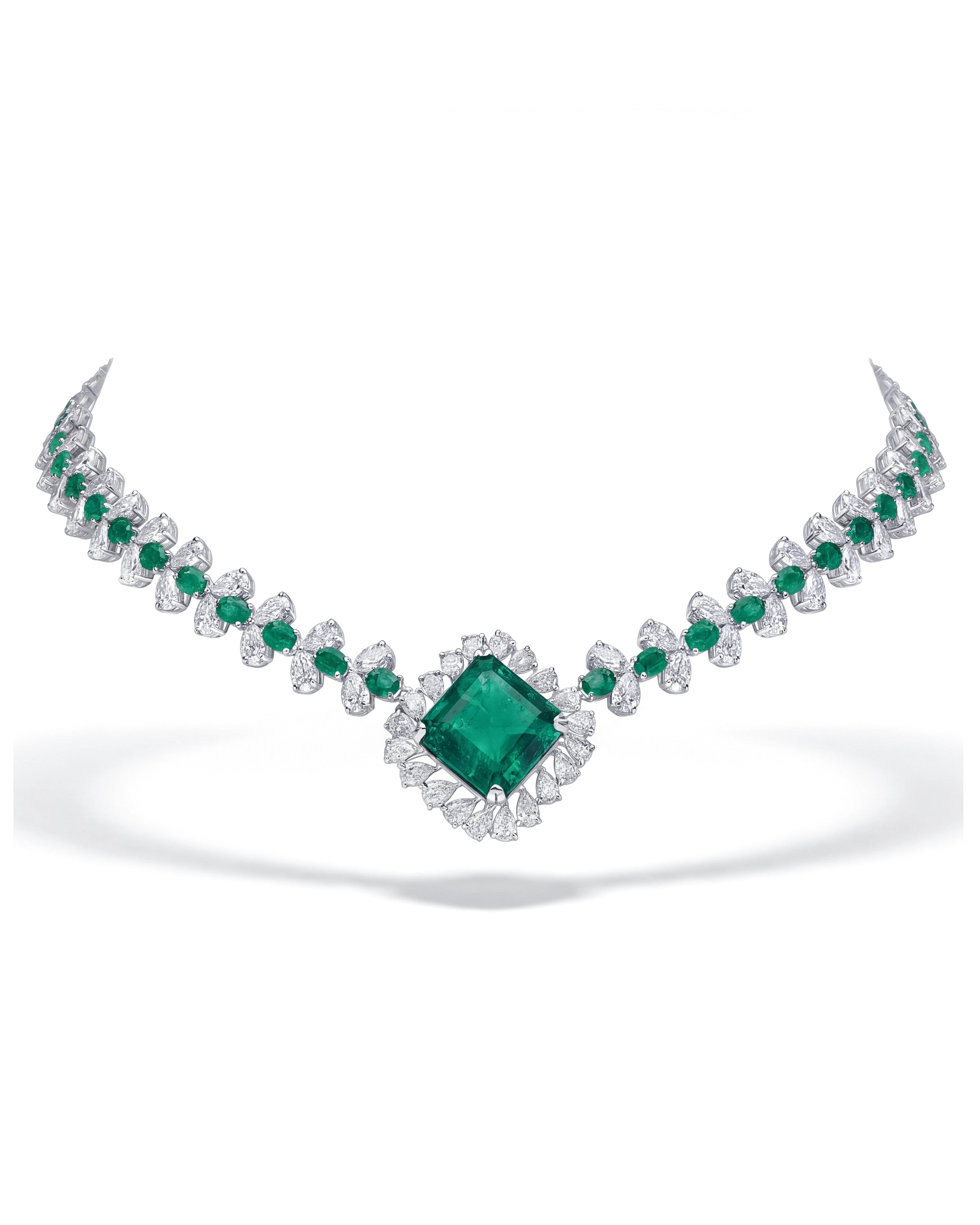 The Starlight Necklace | AMARIS JEWELS | Fine Jewelry