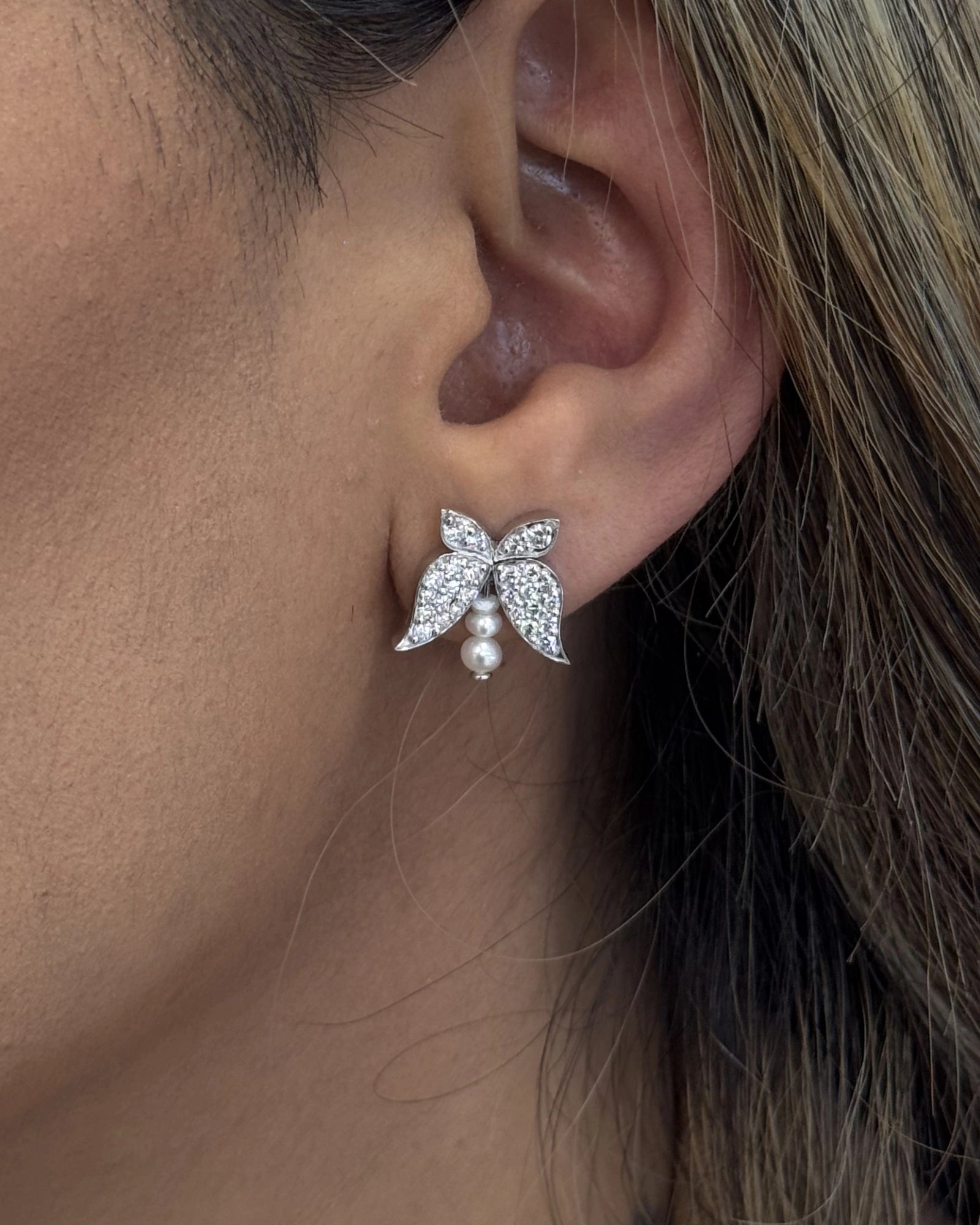 The Takeover Earcuffs | AMARIS JEWELS | Fine Jewelry 
