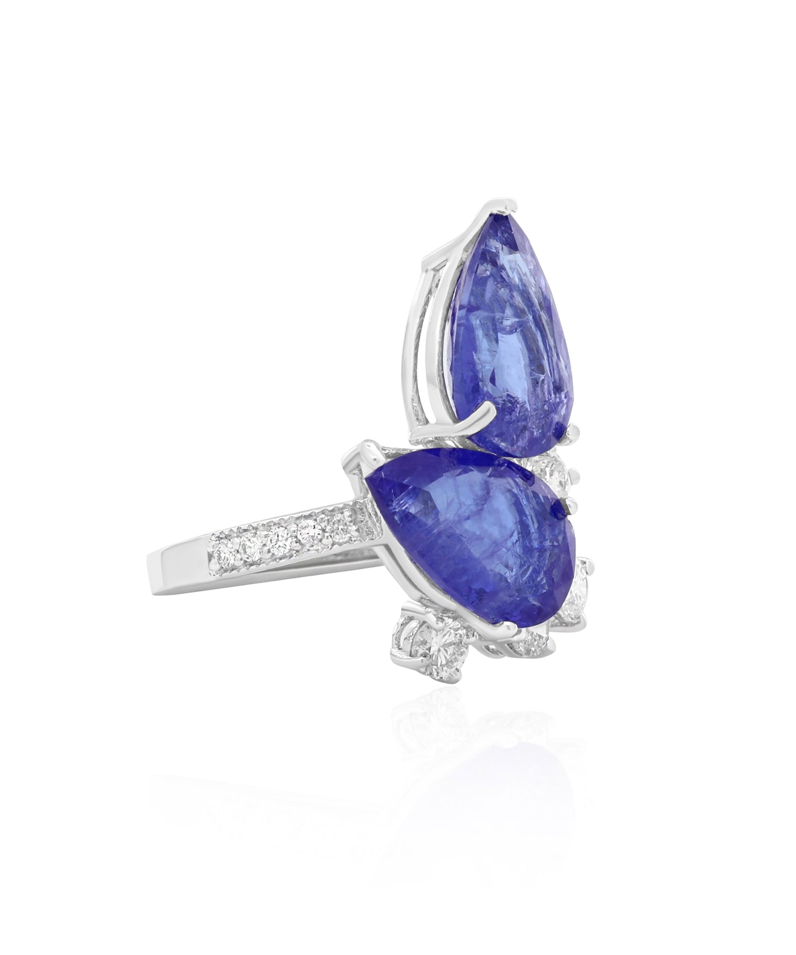 The Tanzanite Act Ring | AMARIS JEWELS | Fine Jewelry 