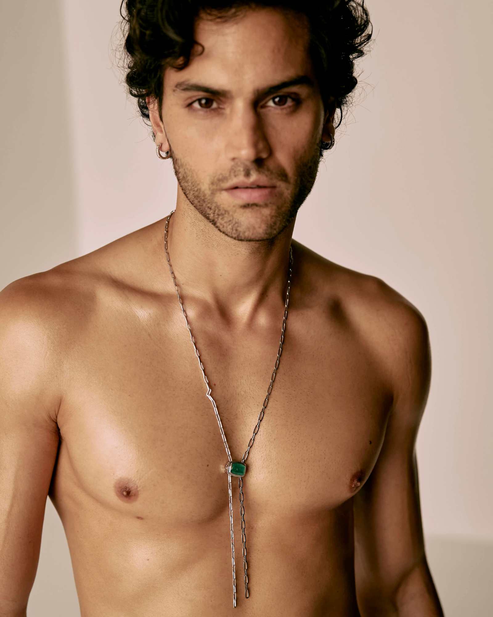 The Alpha Link Pendant