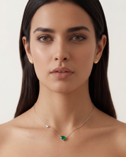 To the moon and back Emerald Pendant | AMARIS JEWELS | Fine Jewelry
