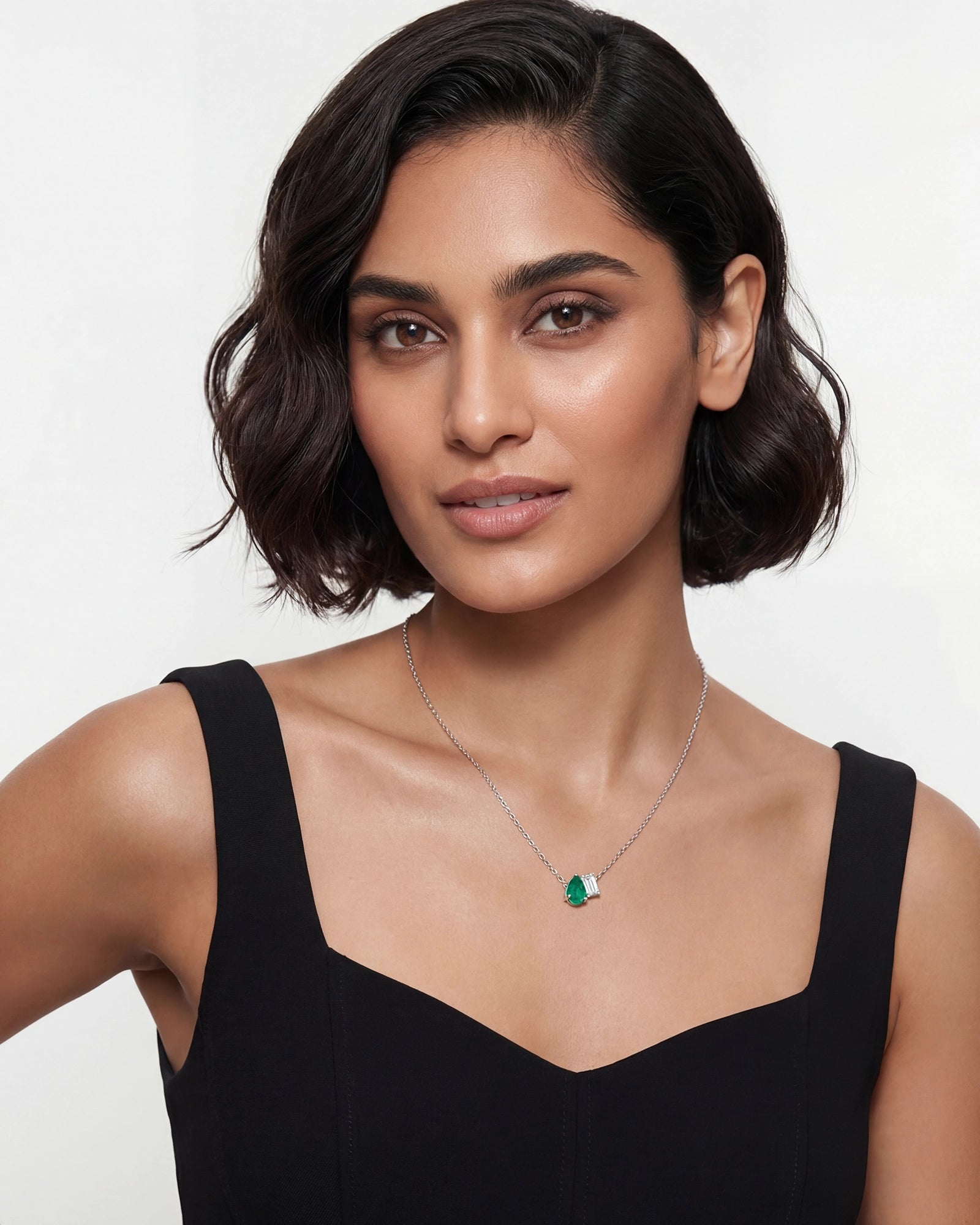Toi et Moi Pendant (Emerald) | AMARIS JEWELS | Fine Jewelry 