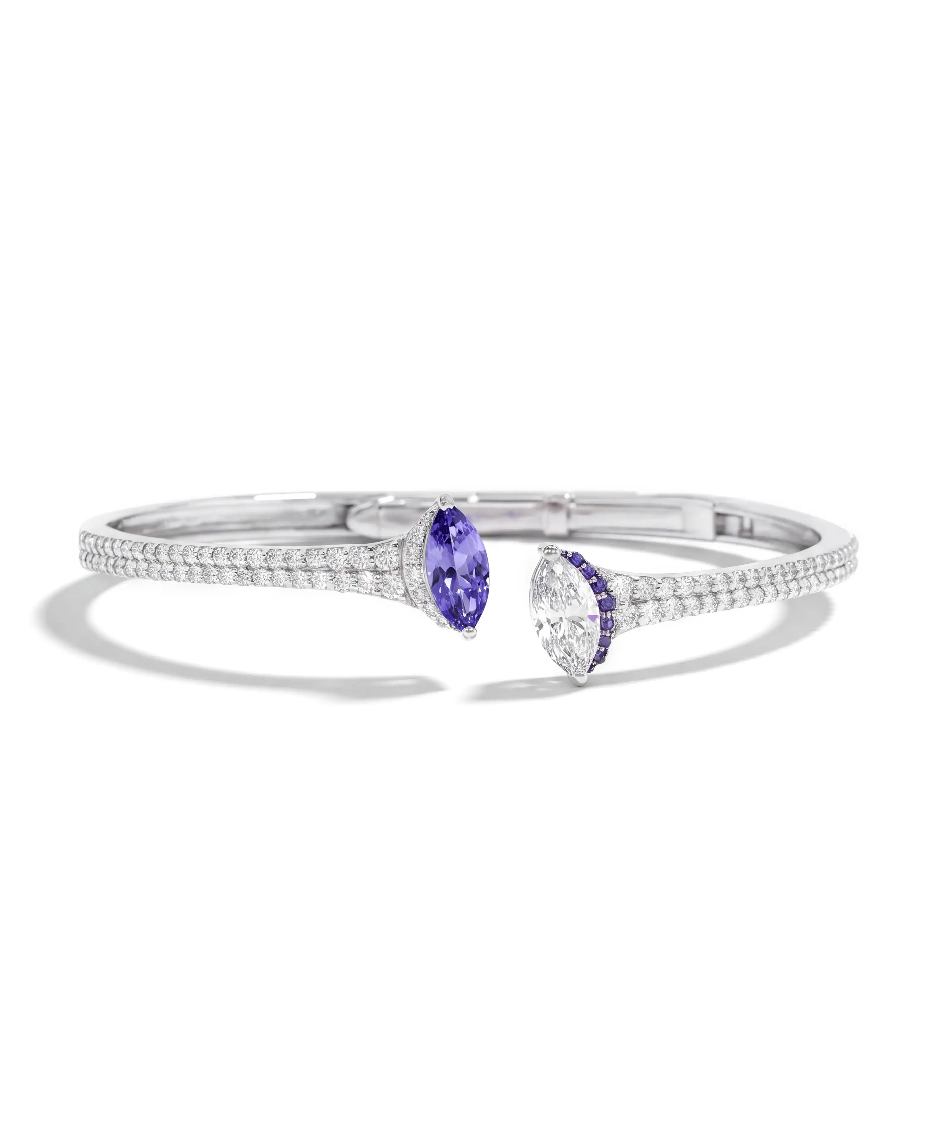 Toi_ET_Moi_tanzanite_1_copy.webp
