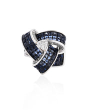 Trilliant Treasure Ring | AMARIS JEWELS | Fine Jewelry 