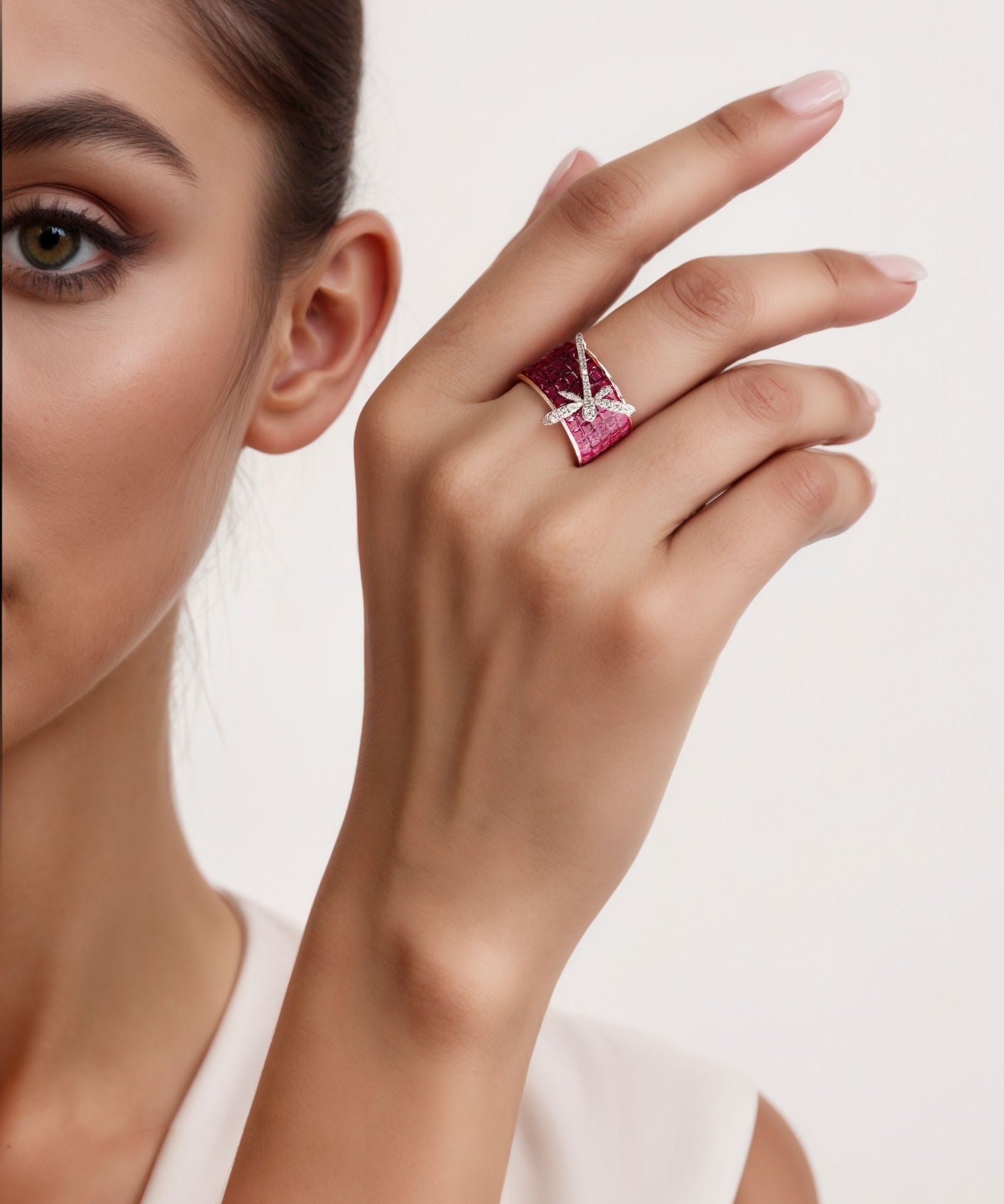 Twilight Dragonfly Ring | AMARIS JEWELS | Fine Jewelry 