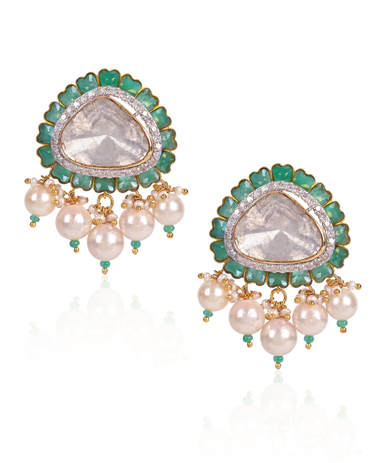 Zoya Emerald earrings | AMARIS JEWELS | Fine Jewelry 