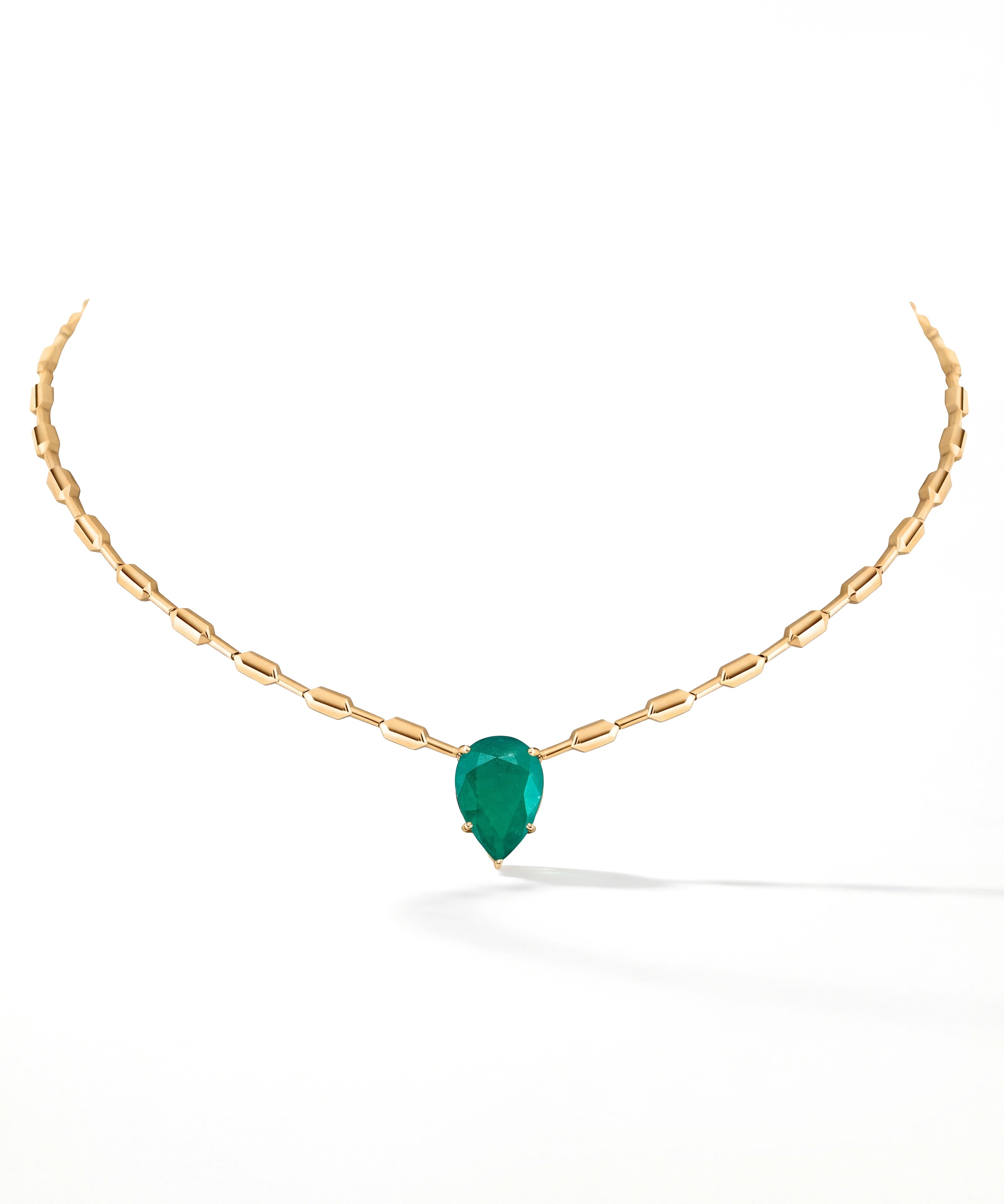 emerald_drop_necklace.webp