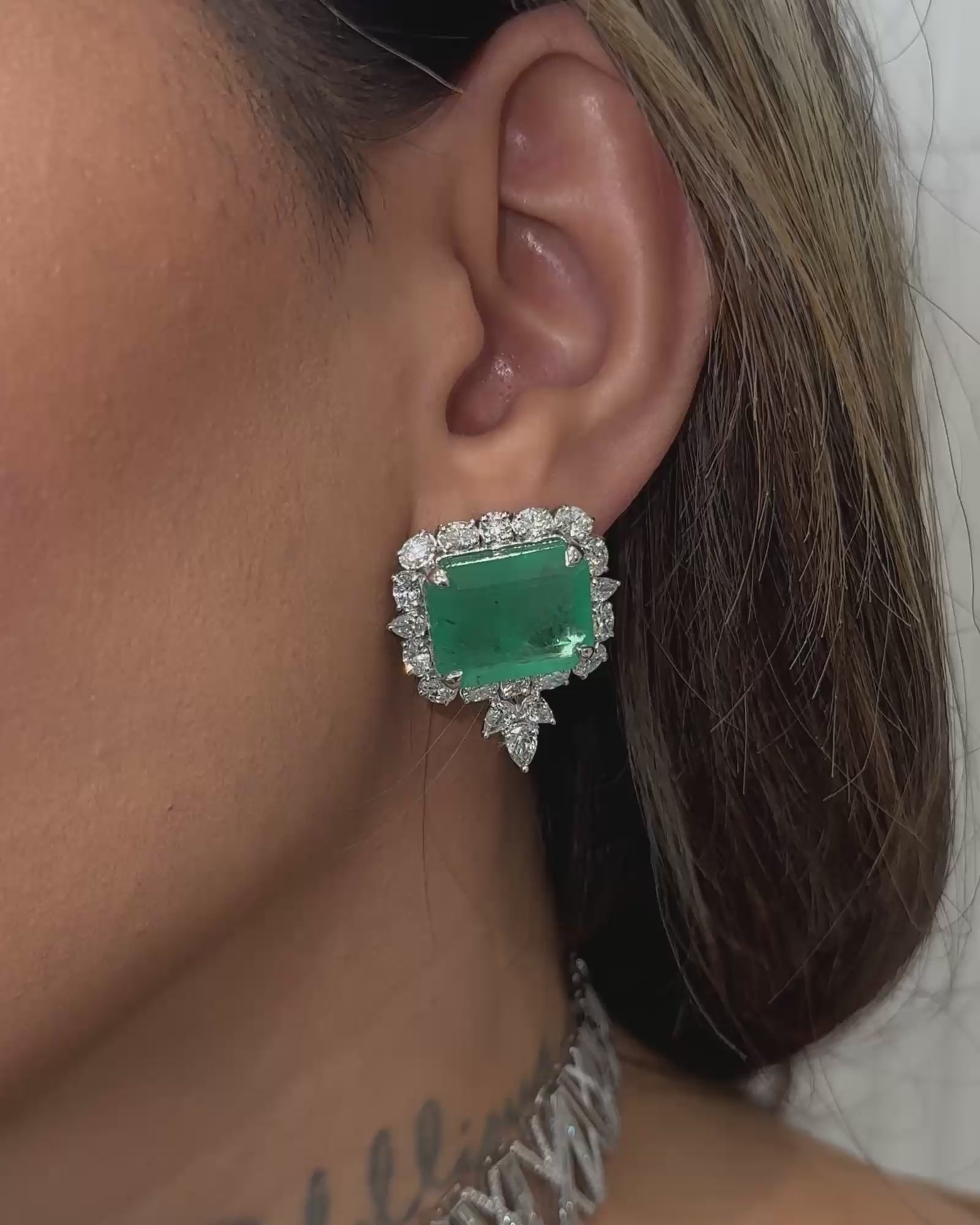Hepburn Halo Studs