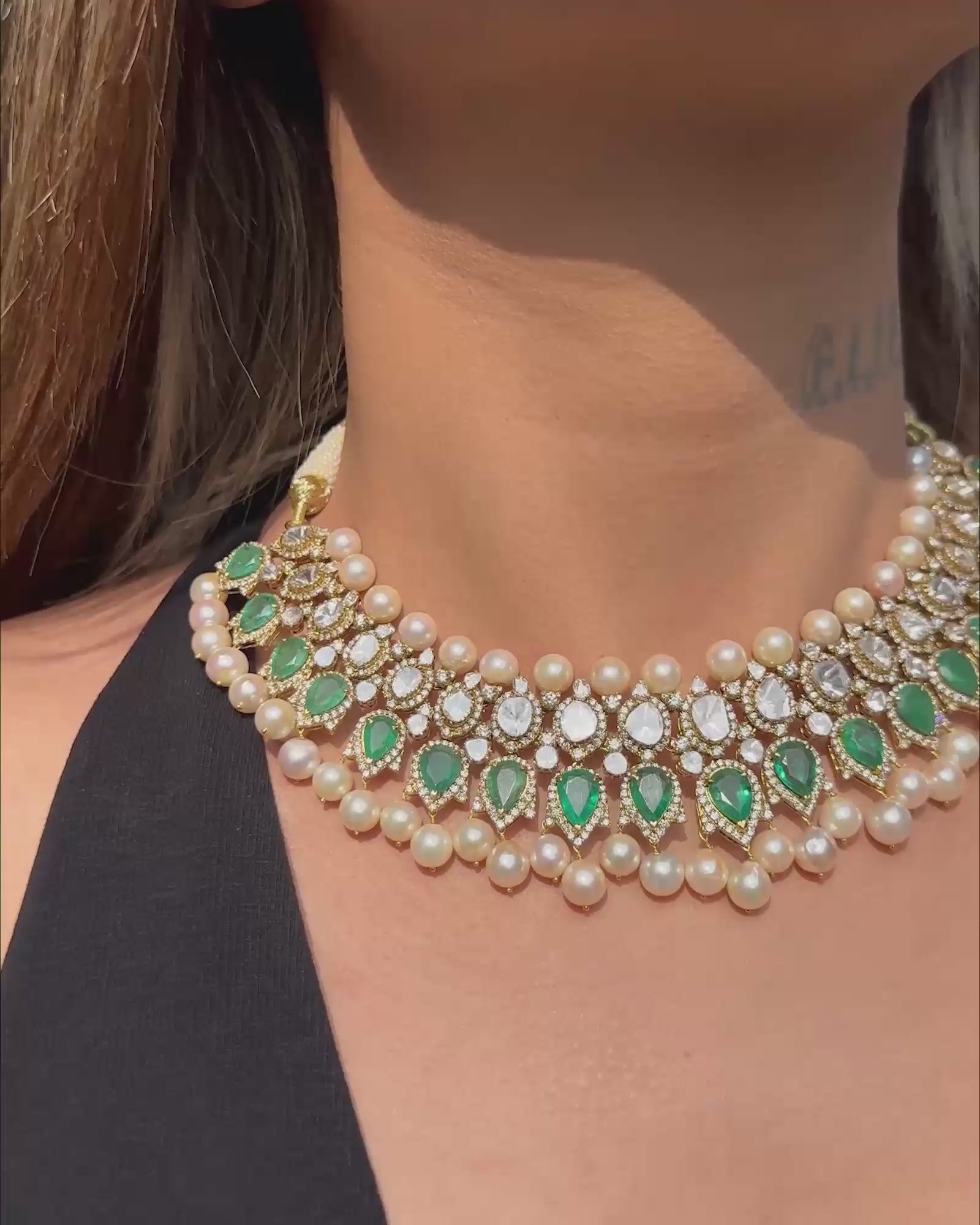 Sitara Glow Choker