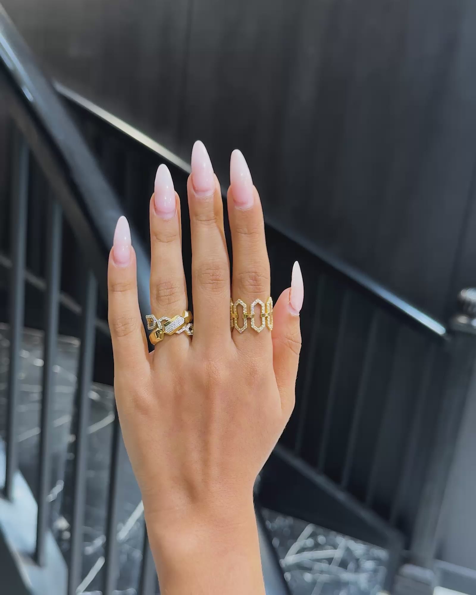 Flex Cross Ring