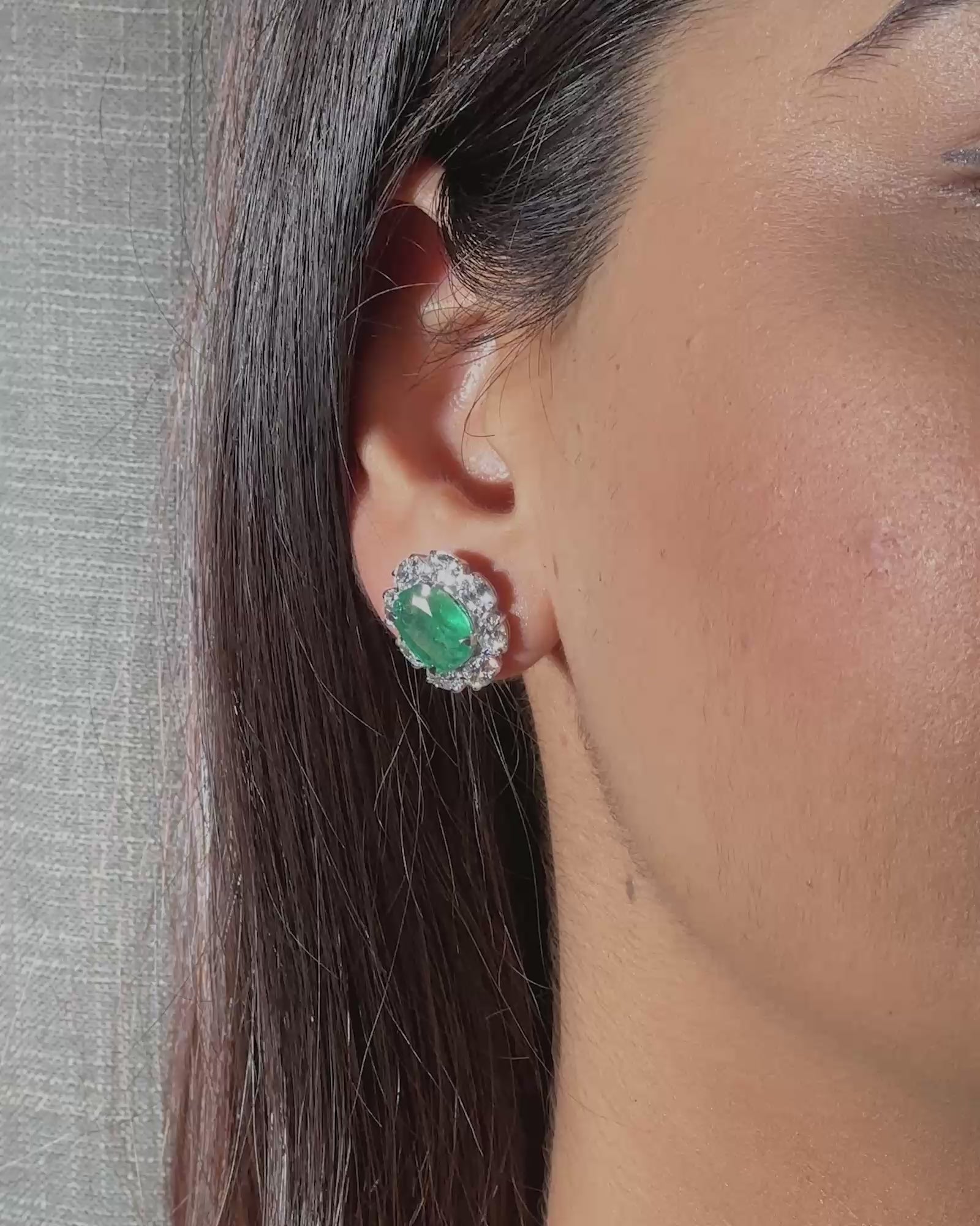 Loire Emerald Stud Earrings