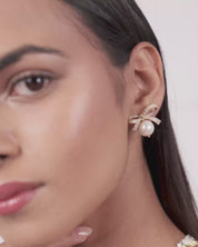 Knotty Pearl Earrings