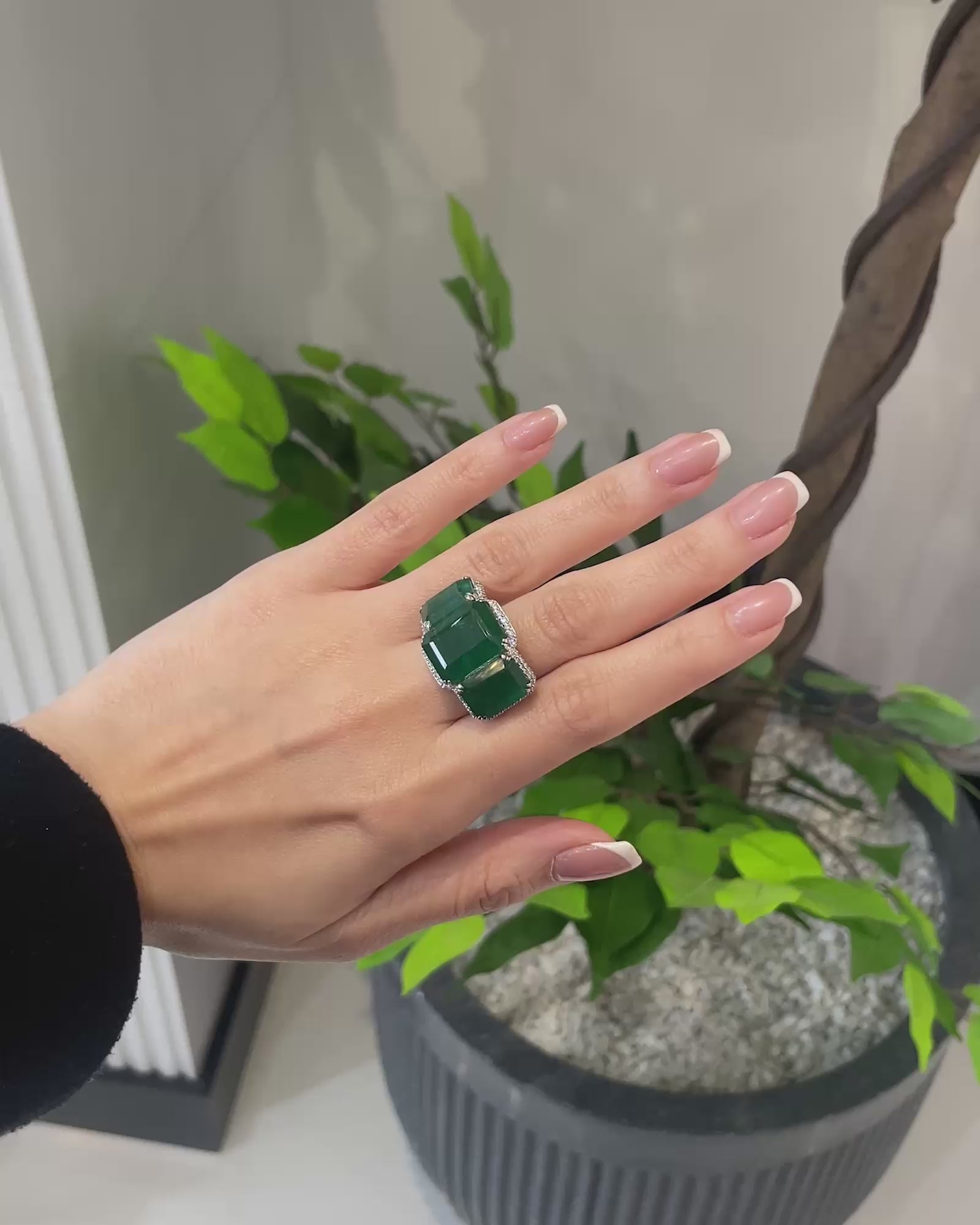 Crown Emerald Ring