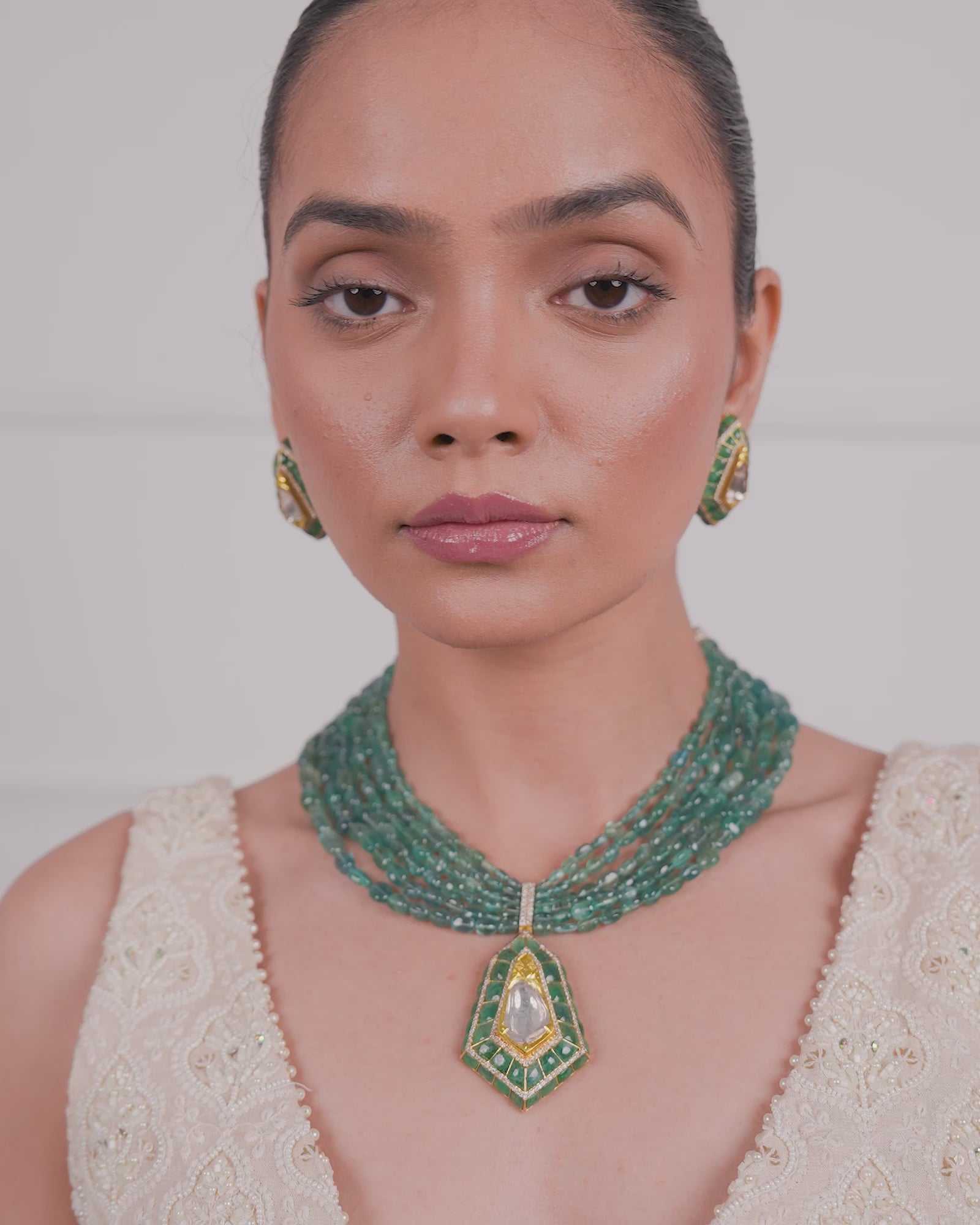 Shield It Emerald Necklace (Polki)