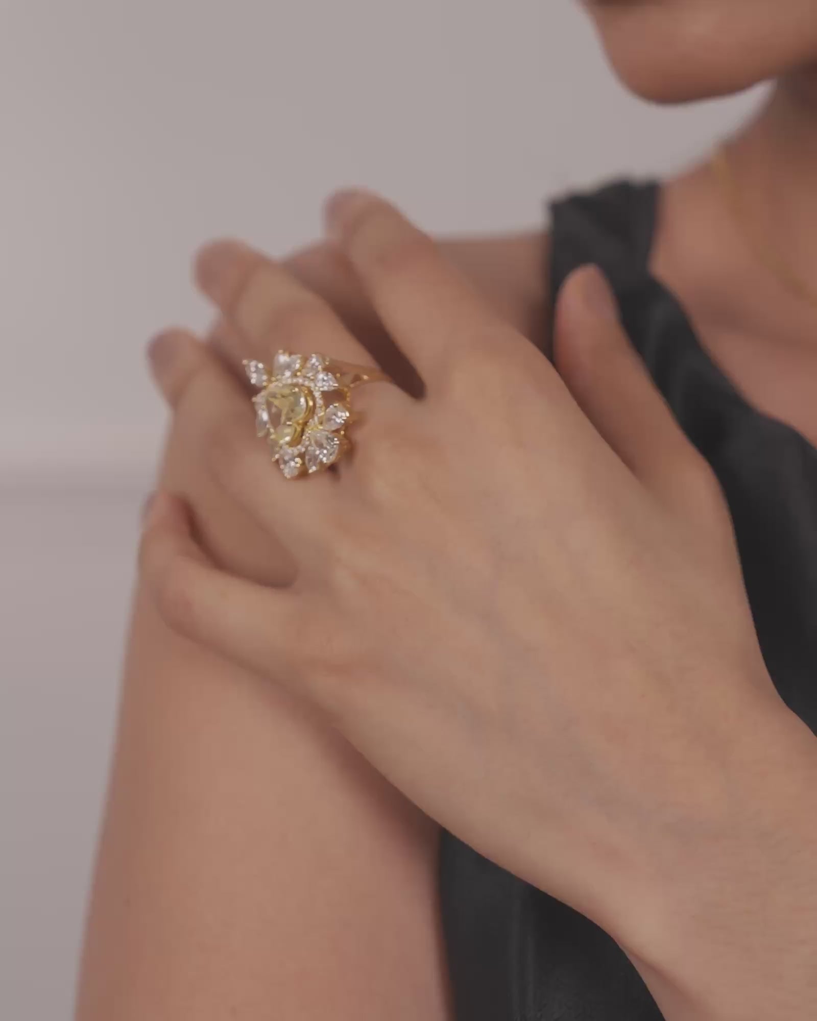 Sunshine Spectacle Ring