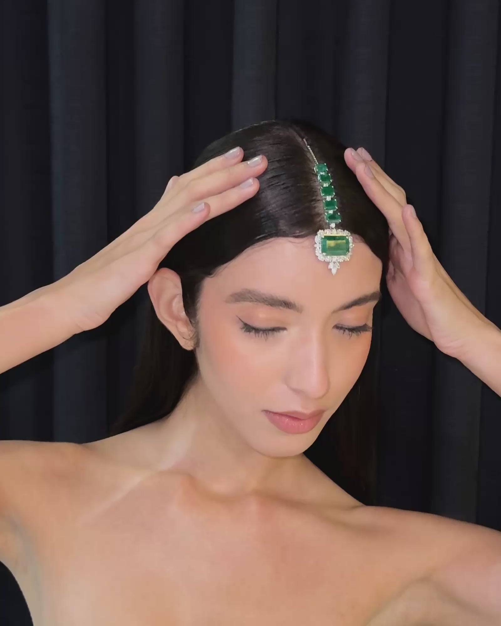 Hepburn Halo Maangtikka
