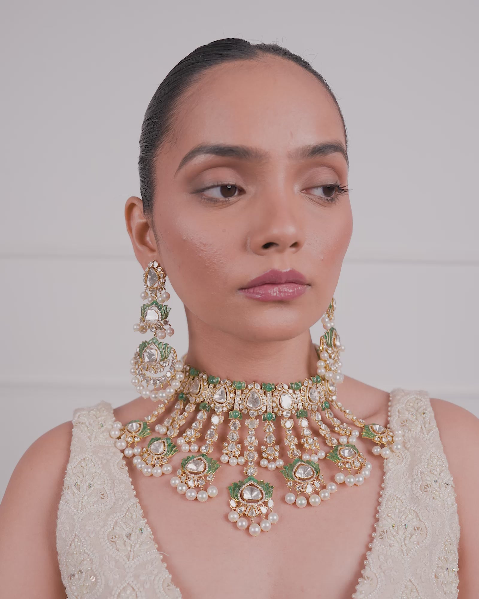 Jaisalmer Lotus Emerald Earrings