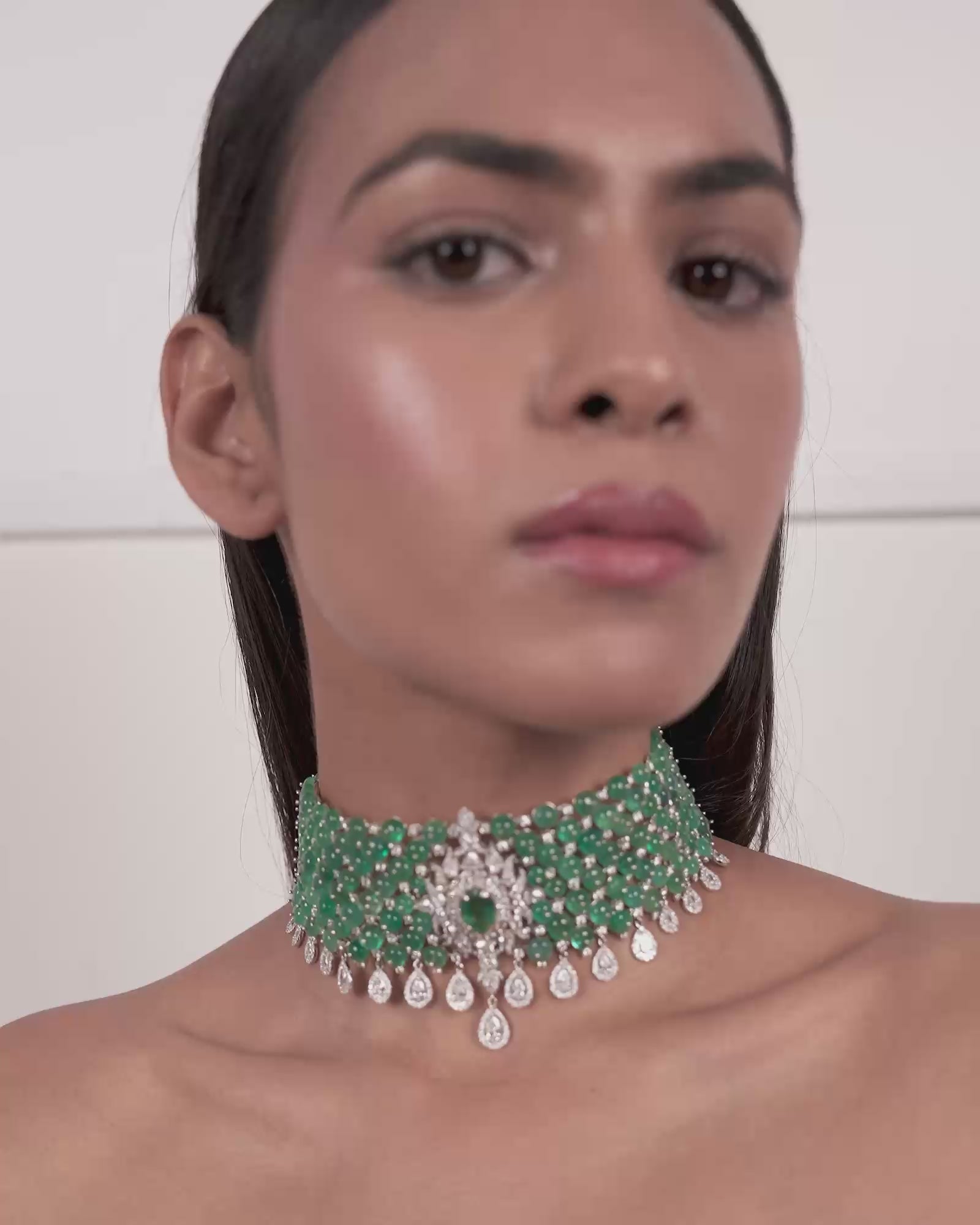 The Emerald Grip Choker