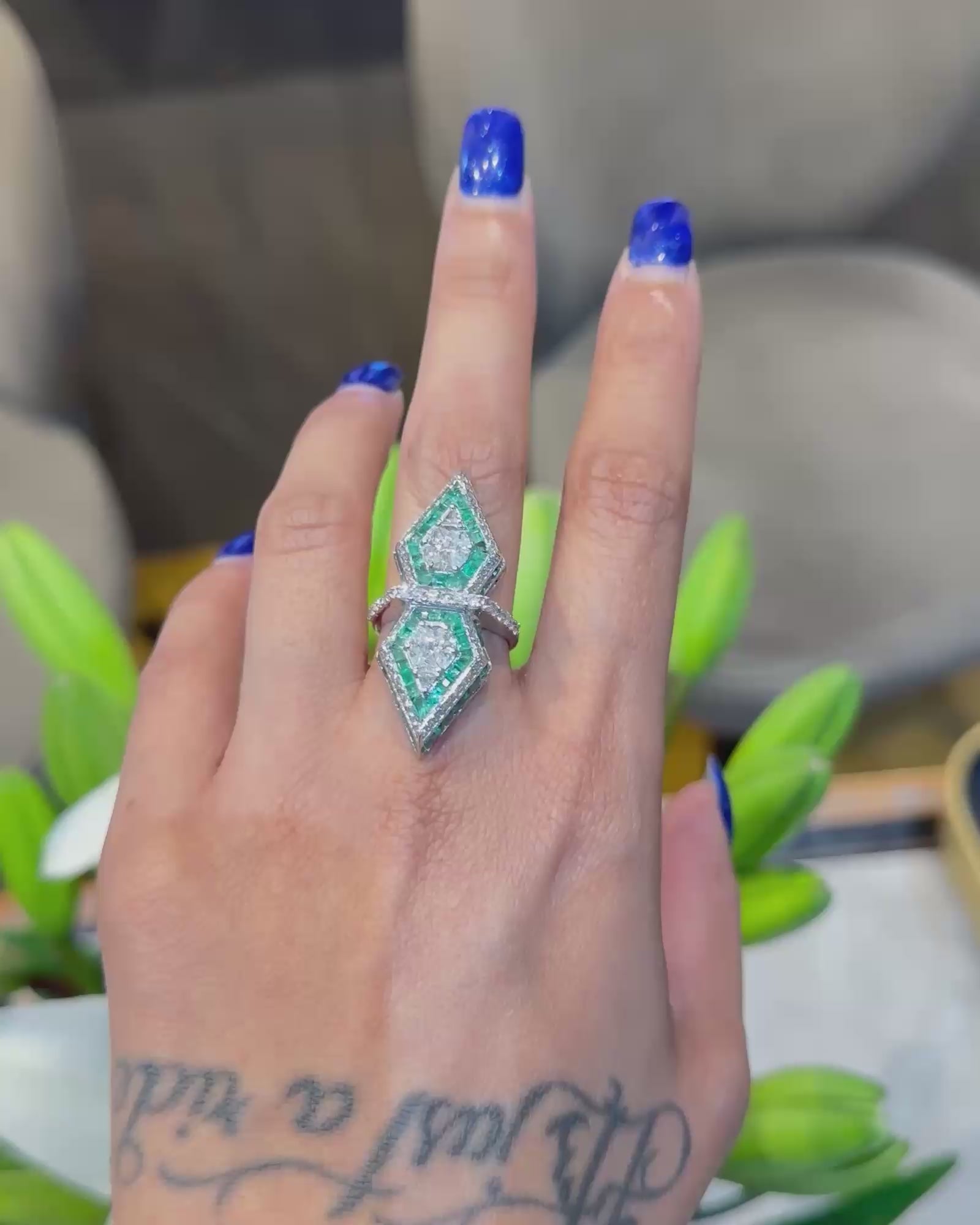 Boss Babe Ring