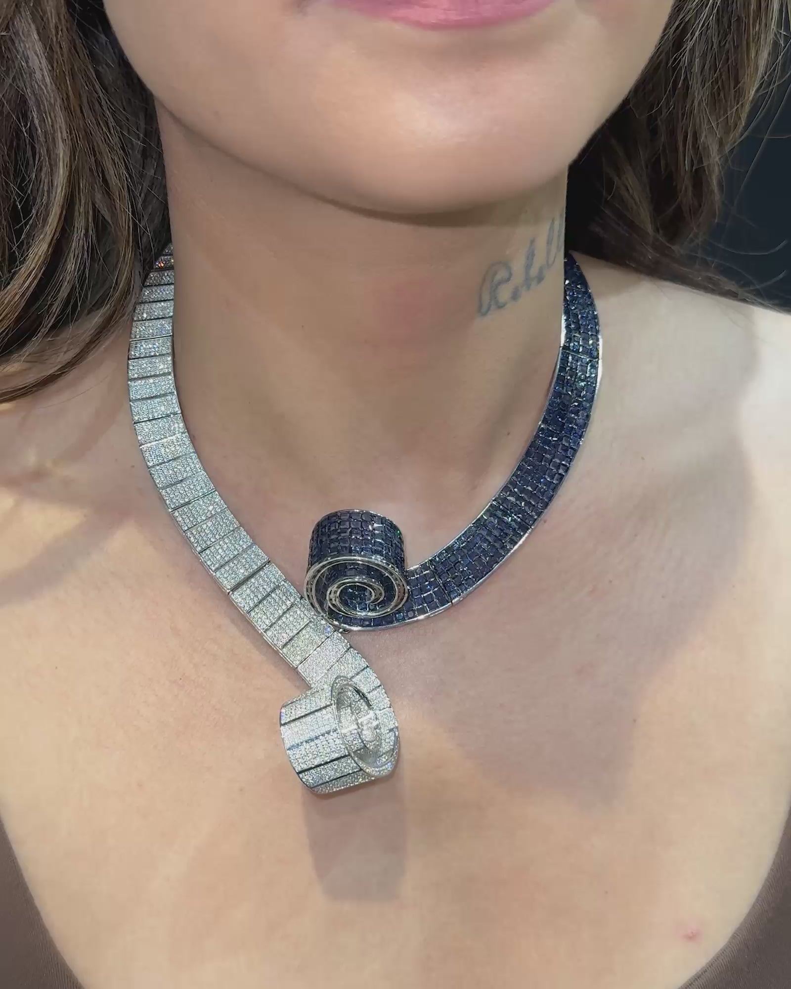 Embrace the Swirl Necklace