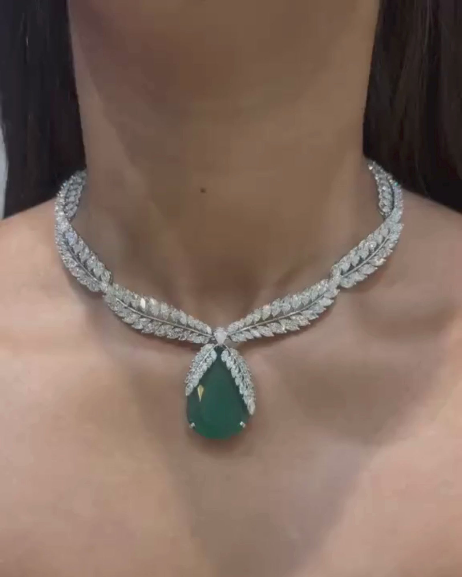 Emerald Aura Necklace