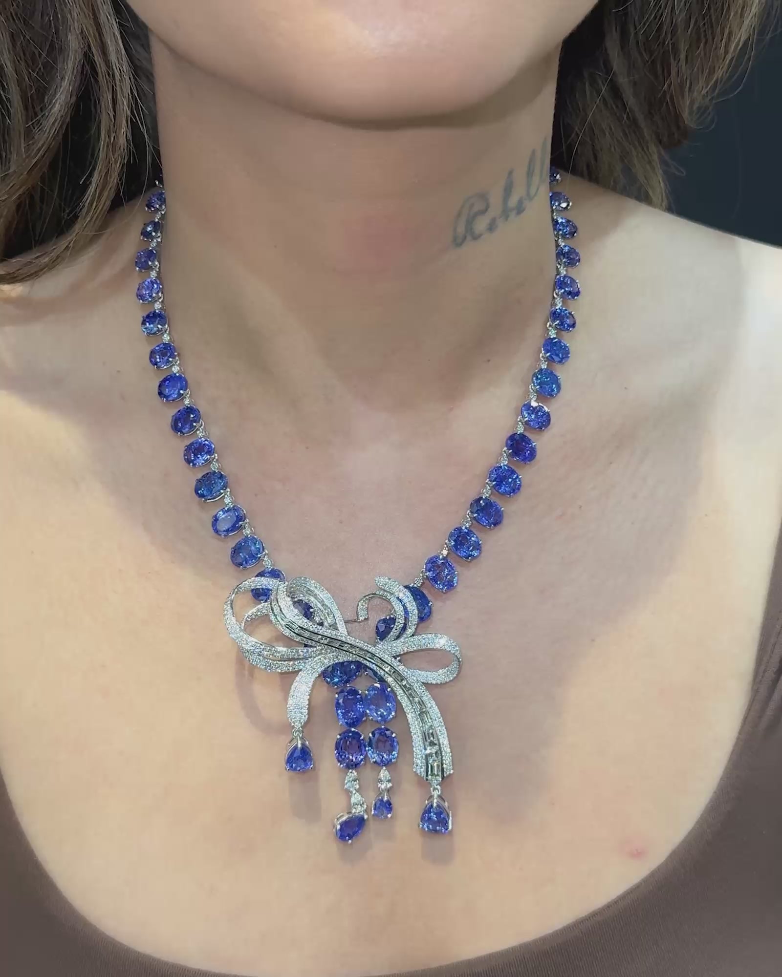 Tanzanite Bow Necklace