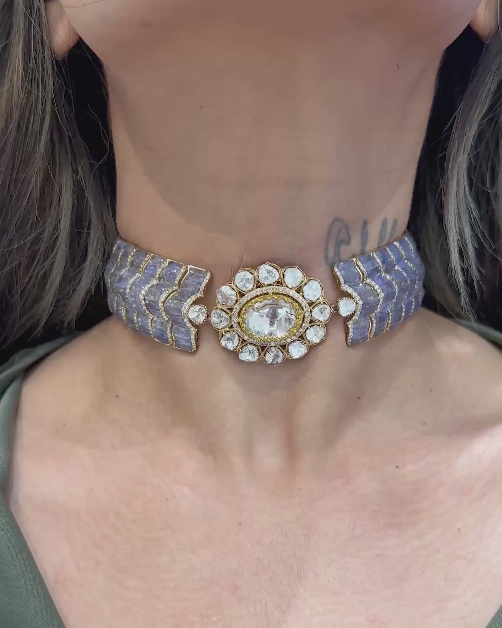Mirage Choker
